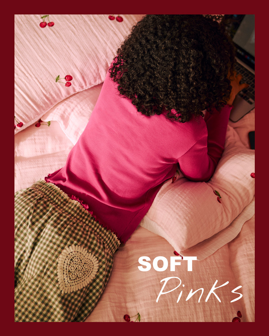 Dunnes Stores Back to College Homewares – Bedding, Accessories & Essentials 4 Soft Pinks - Lounge pants and cherry print bed